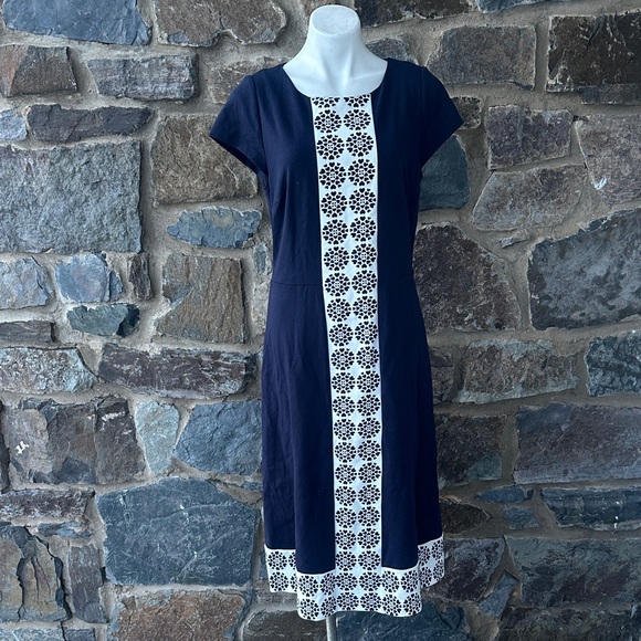 Boden Frederica Geometric Heart Ponte Cap Sleeve Midi Dress Navy Blue size 12 - Picture 2 of 8